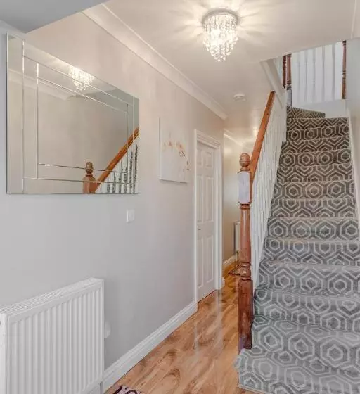 Majatalo Room In Guest Room   Apple House Wembley Twin Room