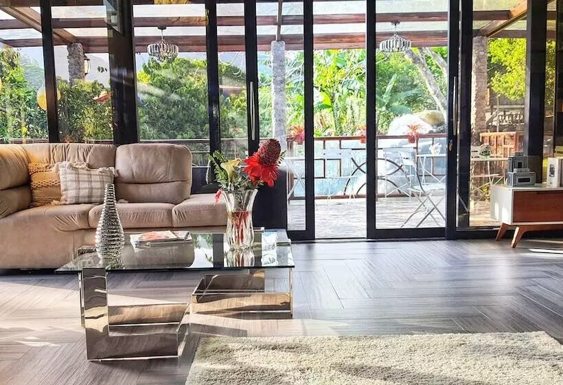 ホテル The Residence By Villa Alejandro