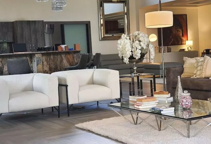 ホテル The Residence By Villa Alejandro