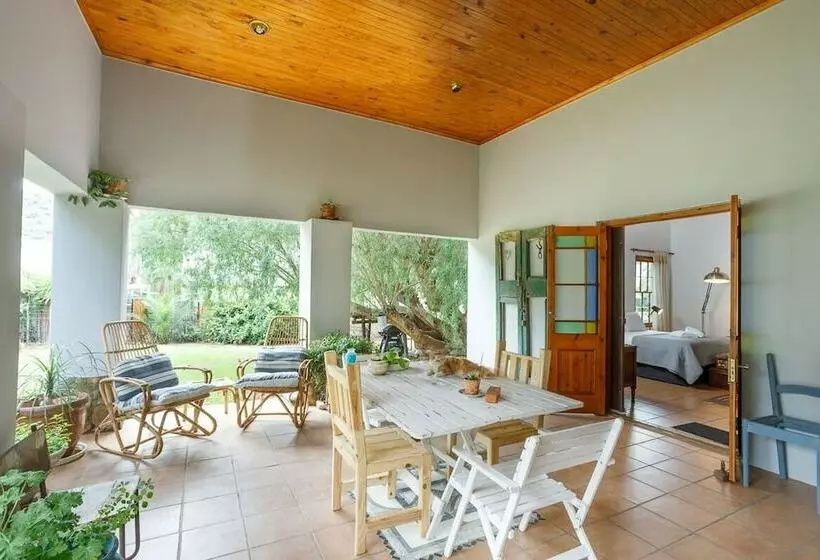 Majatalo 06 On Burger