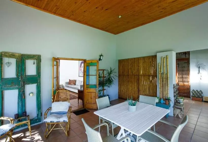 Majatalo 06 On Burger