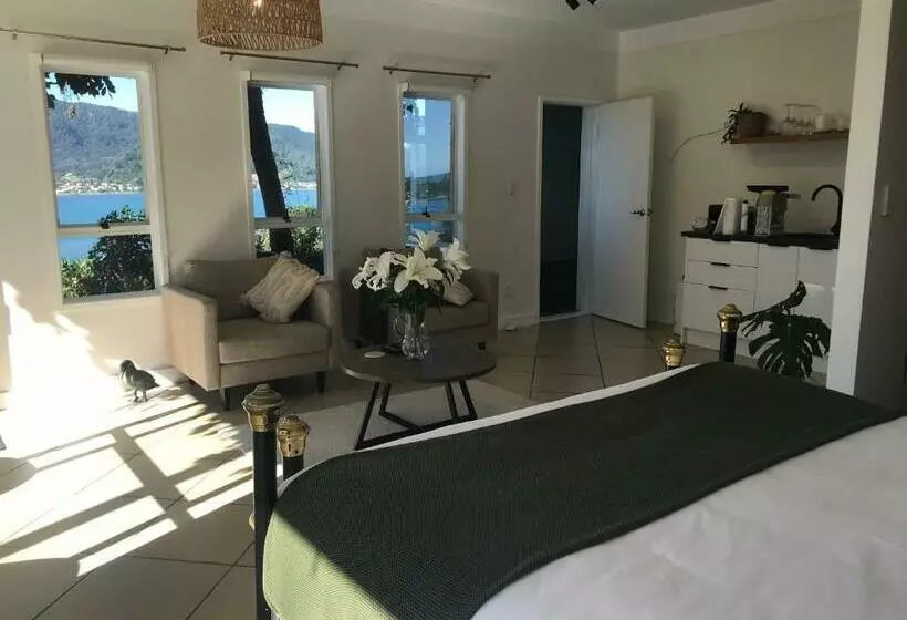 Majatalo Serendipity Adorable Tairua Studio