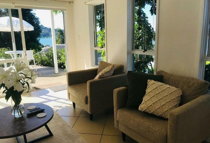 פנסיון Serendipity Adorable Tairua Studio