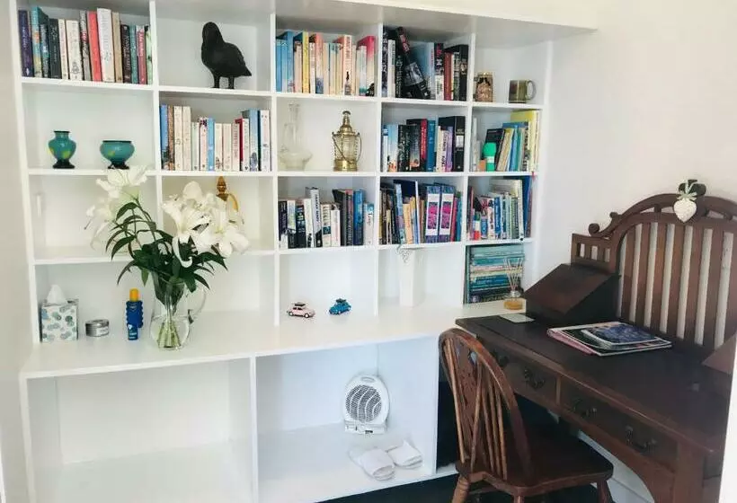 Majatalo Serendipity Adorable Tairua Studio