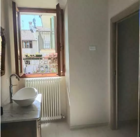 Majatalo La Tana Dell Artista