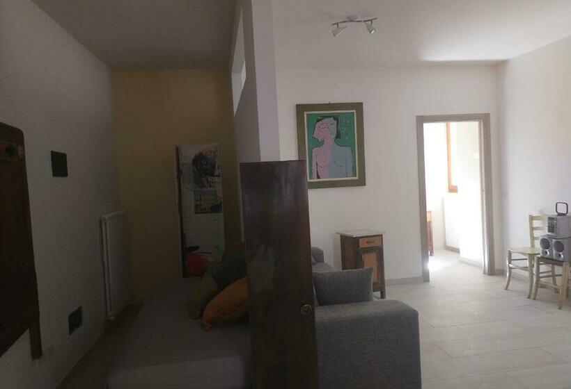 펜션 La Tana Dell Artista