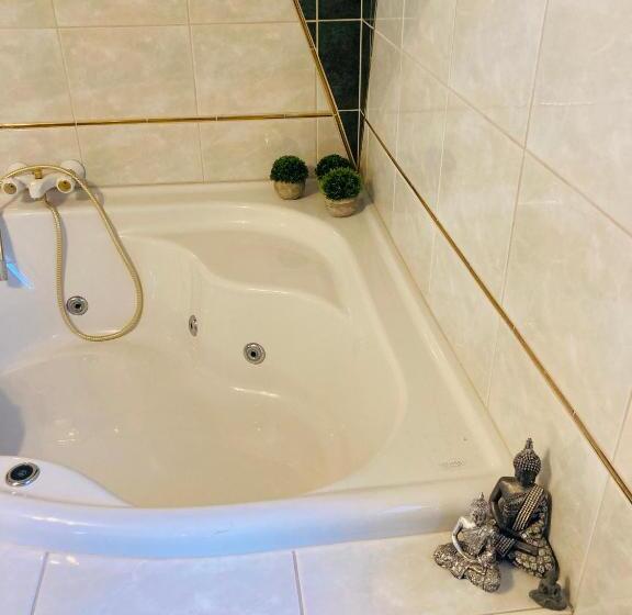 צימר Almhütte Zwei Welten