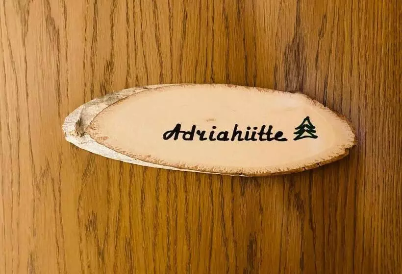 ベッドアンドブレックファースト Almhütte Zwei Welten