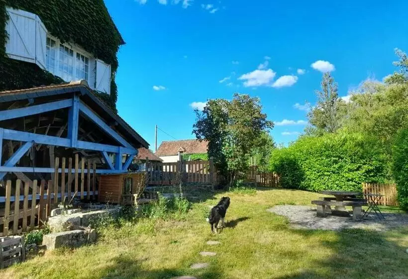 Aamiaismajoitus (B&B) Le Moulin Du Châtelier
