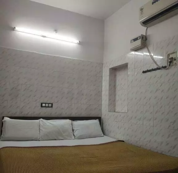 ホテル Abc Kb Guest House Auroville