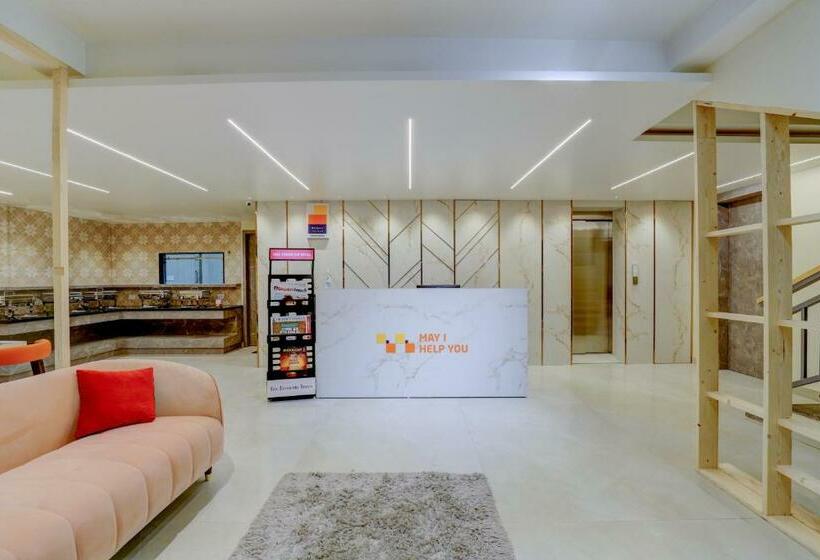 Hotel Myspace Triton Suites