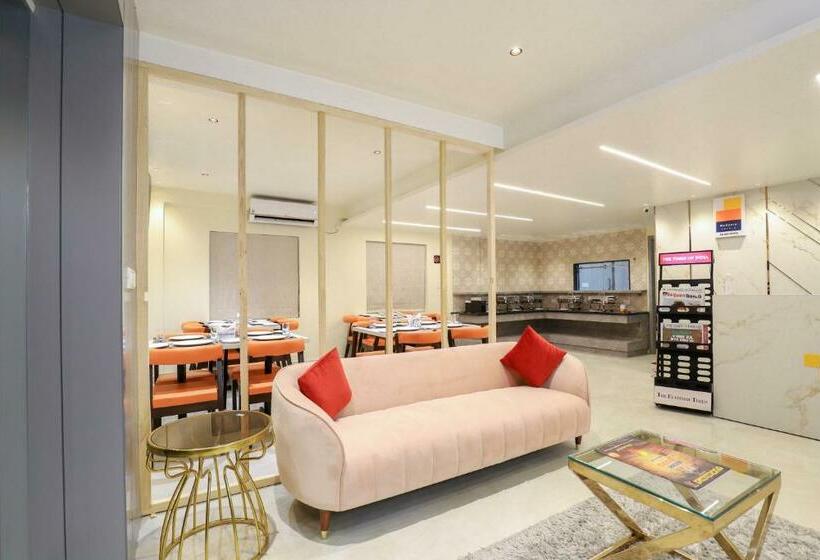 Hotel Myspace Triton Suites