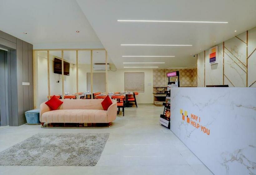 Hotel Myspace Triton Suites