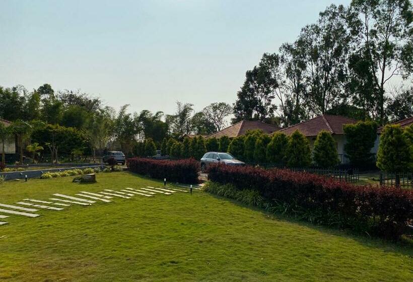 7 Heaven Villas & Resorts