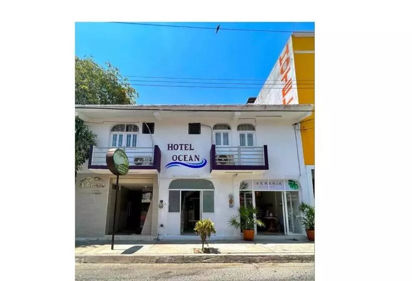 ホテル Ocean Huatulco