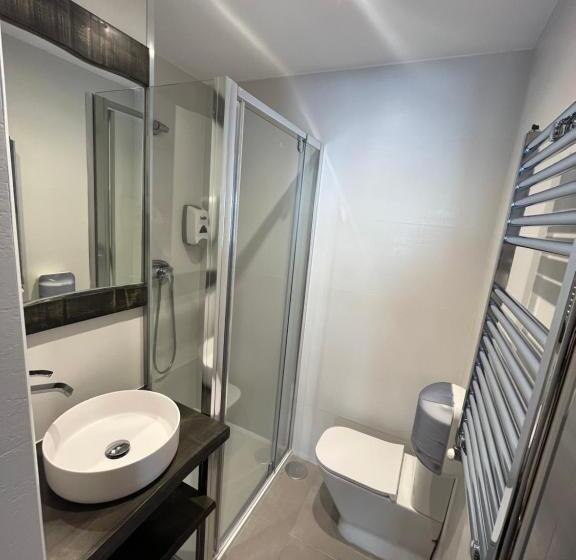 ペンション Entrecamiños