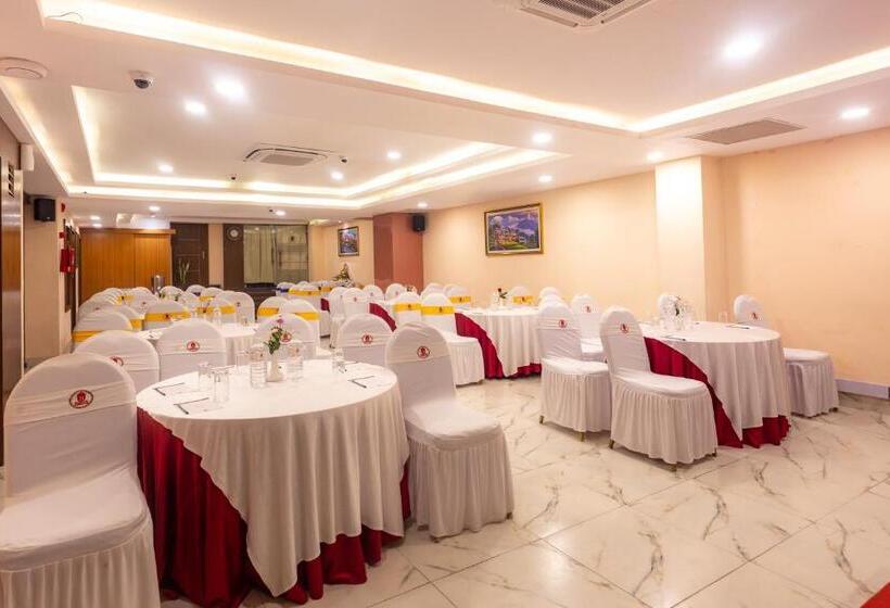 هتل Dream International