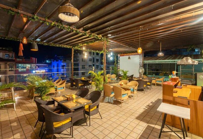 هتل Dream International