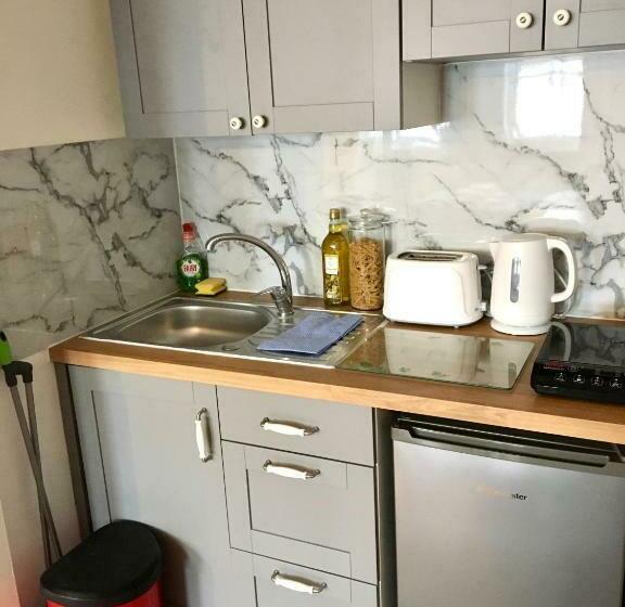 膳宿费 Lovely Studio Room In The Heart Of Kingston Upon Thames