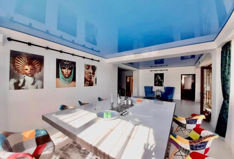 پانسیون Vila Miluna