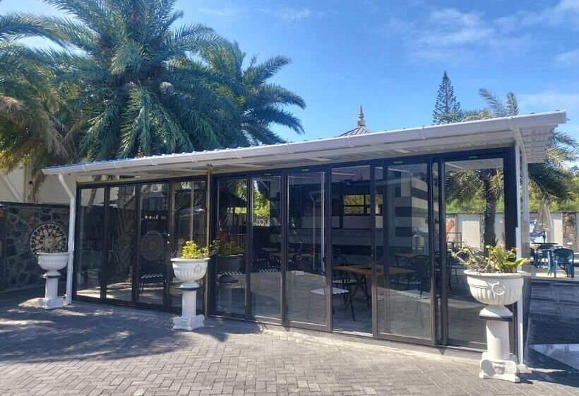 Pereybere Beachside Apartment