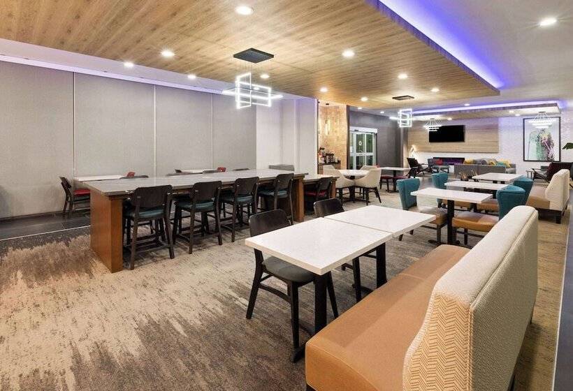 ホテル La Quinta Inn & Suites By Wyndham El Paso East Loop375