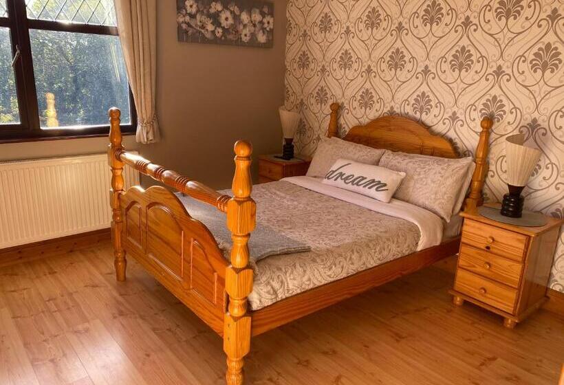 Bed and Breakfast Davmar House