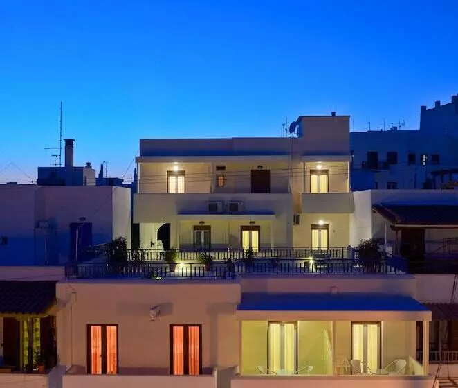 تختخواب و صبحانه Margo Studios