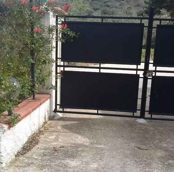 تختخواب و صبحانه Villa Angela Scenic Valley