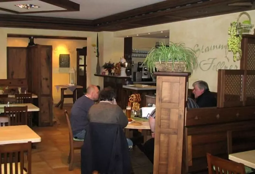 Отель Gasthof Fellner