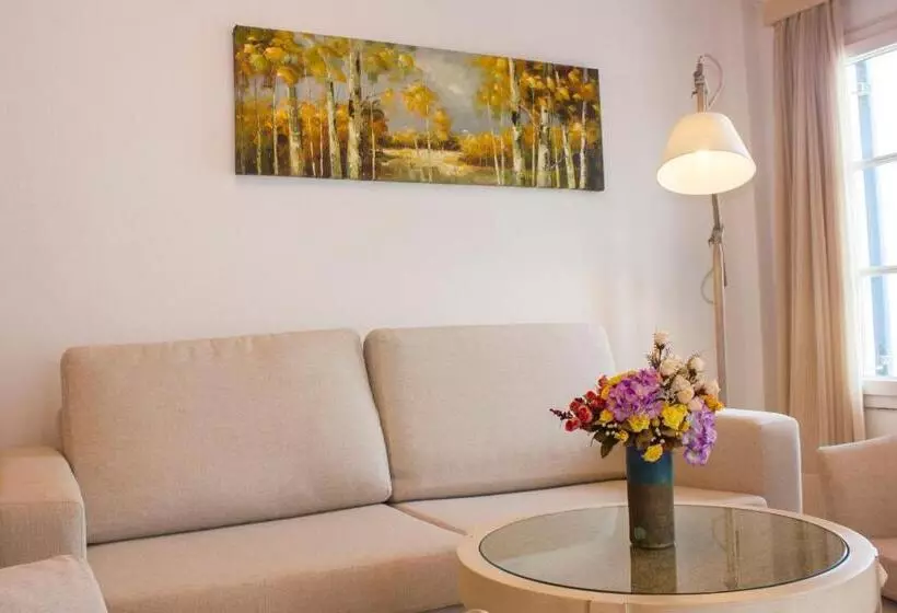 ホテル Gelos House