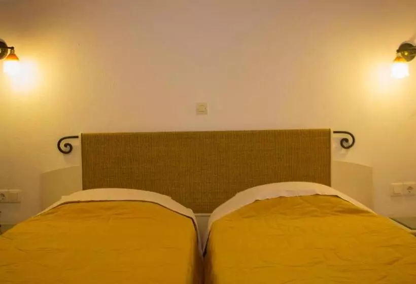 ホテル Gelos House