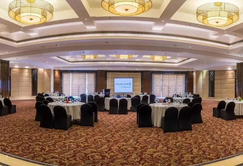 Отель Golden Tulip Chandigarh, Panchkula