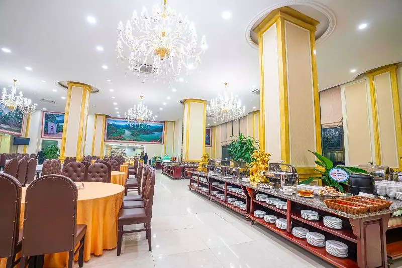 هتل Hoang Son Peace