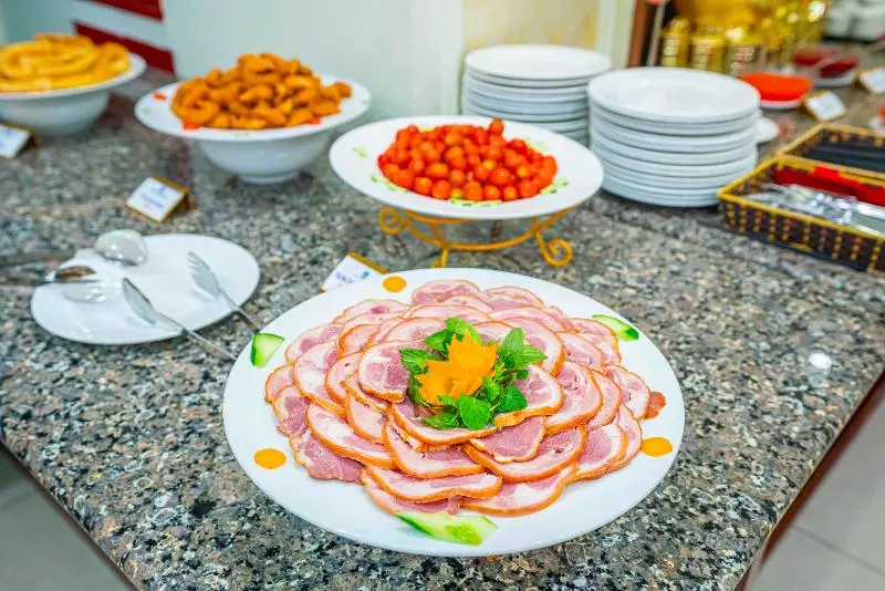 هتل Hoang Son Peace