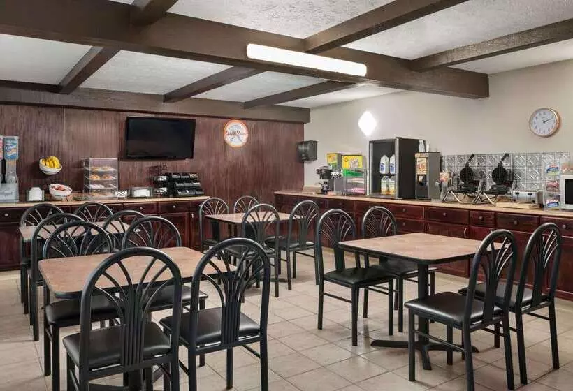 Hotel Howard Johnson By Wyndham Appleton