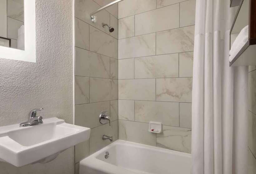 Hotel Howard Johnson By Wyndham Appleton