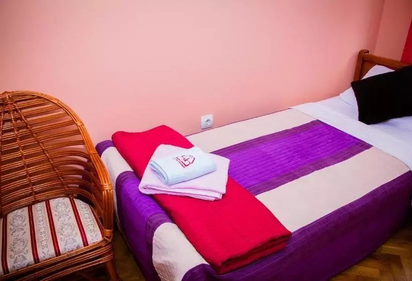 هتل Vila Ile De France