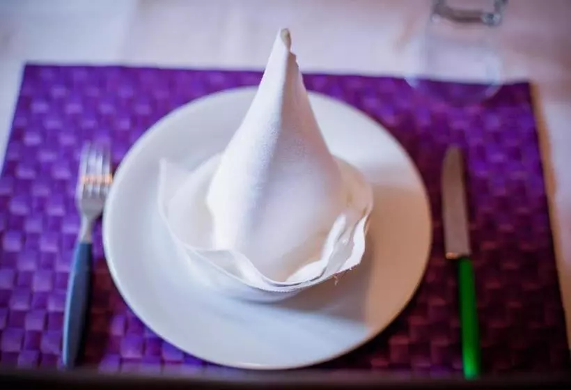 هتل Vila Ile De France