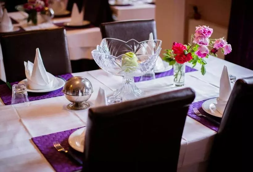 هتل Vila Ile De France