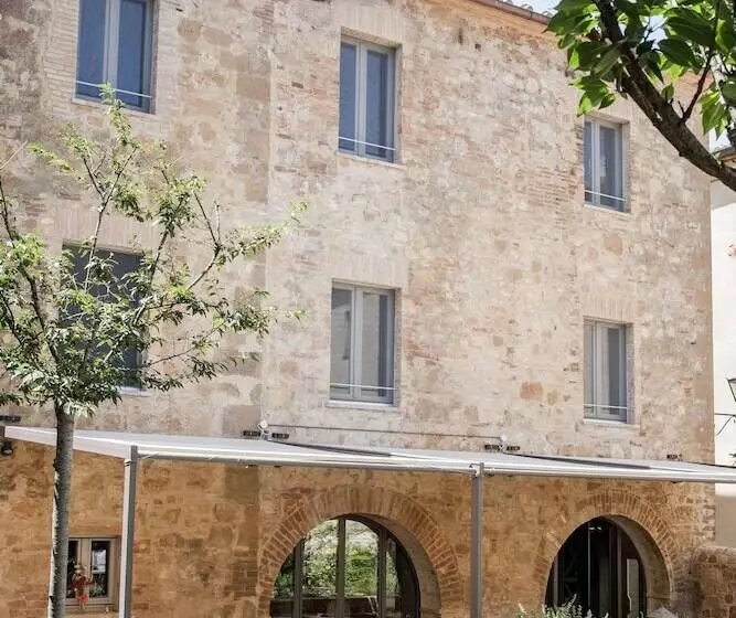 酒店 La Bandita Townhouse