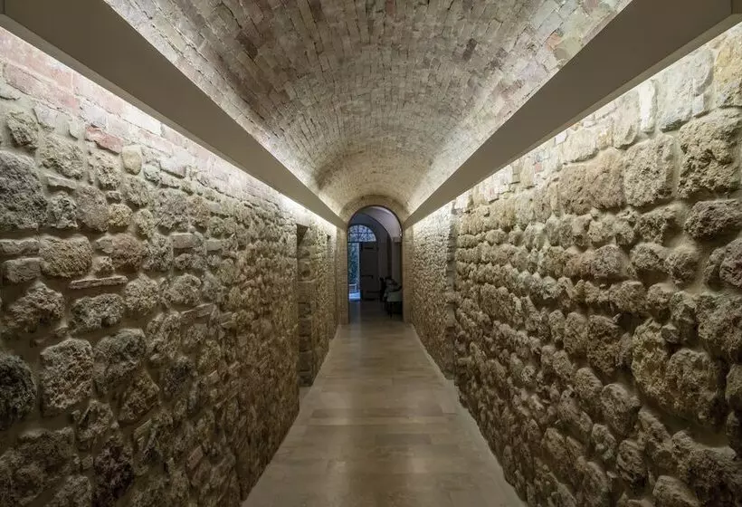 酒店 La Bandita Townhouse