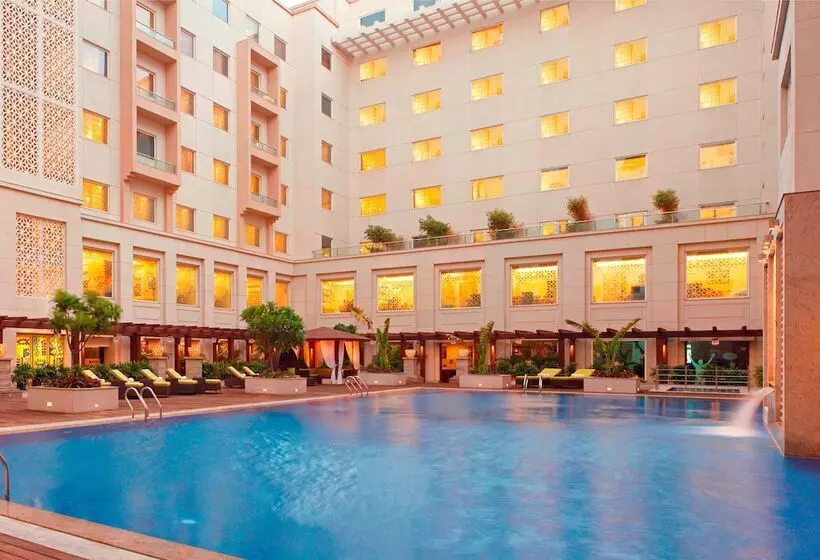 酒店 Lemon Tree Premier Delhi Airport