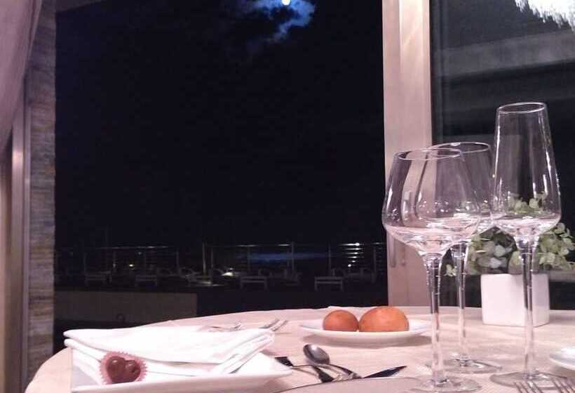 בית מלון כפרי Main Palace