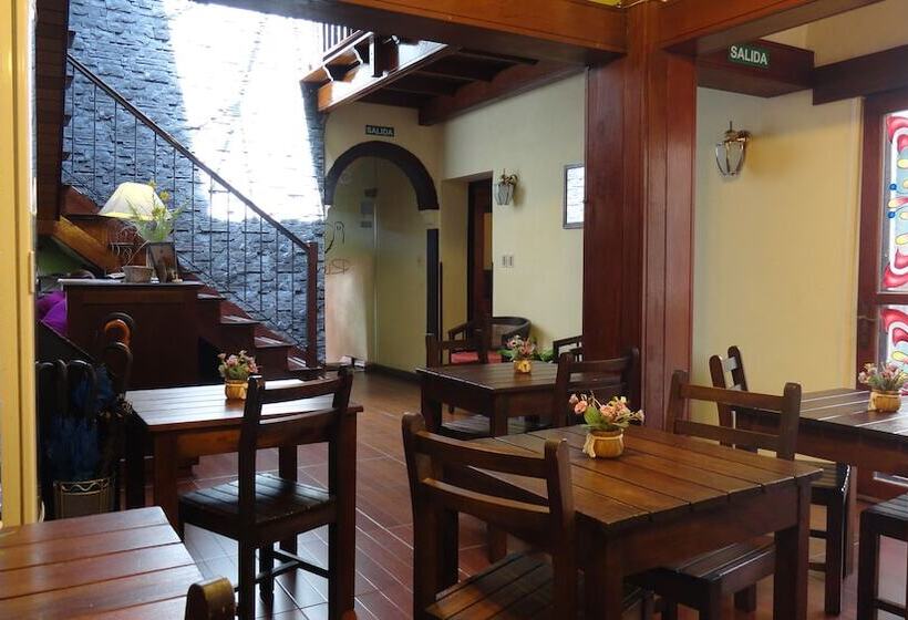 فندق Posada Rivera