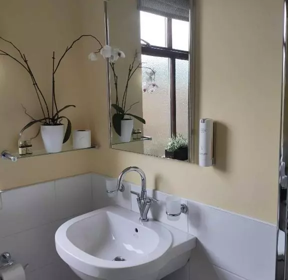 בית מלון כפרי The Oystercatcher