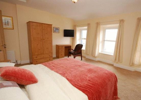 בית מלון כפרי The Seaview Tavern