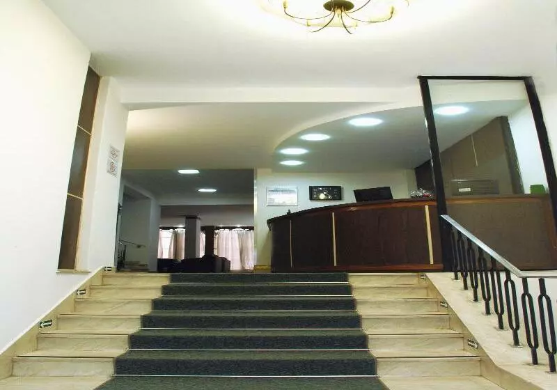 Hotel Turrance White