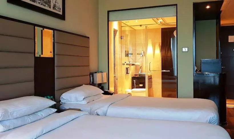 ホテル Vivanta Hyderabad Begumpet