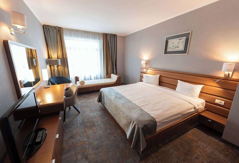 هتل Wyndham Cluj